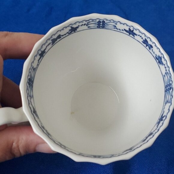 Johnson Brothers Stoke on Trent England Saxony Tea Cup - Picture 5 of 10